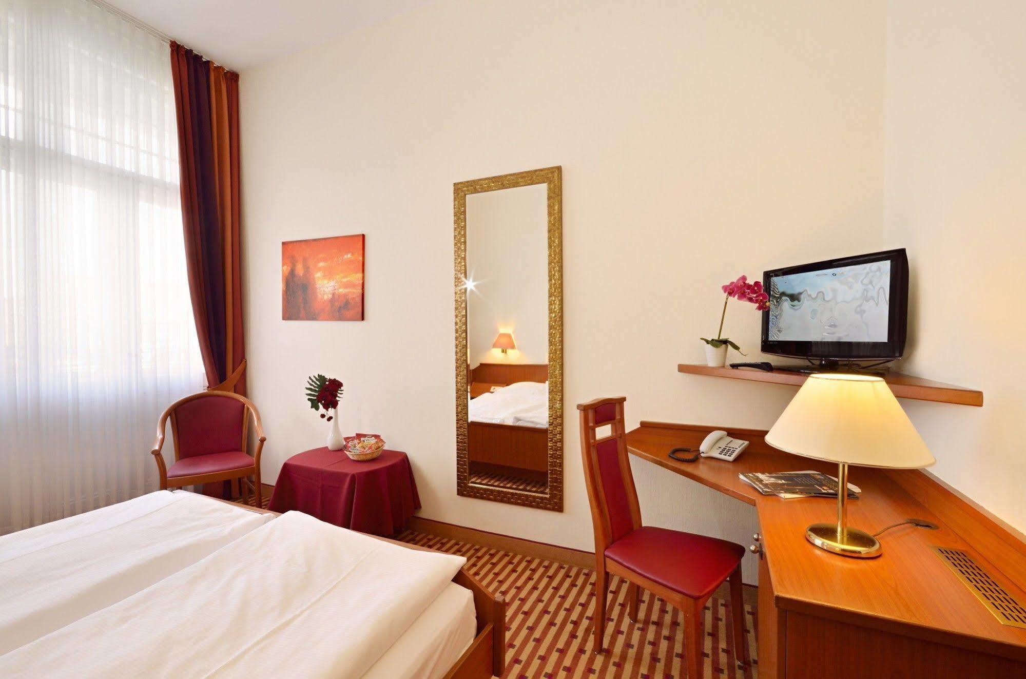 Hotel Schoeneberg Berlin Eksteriør bilde